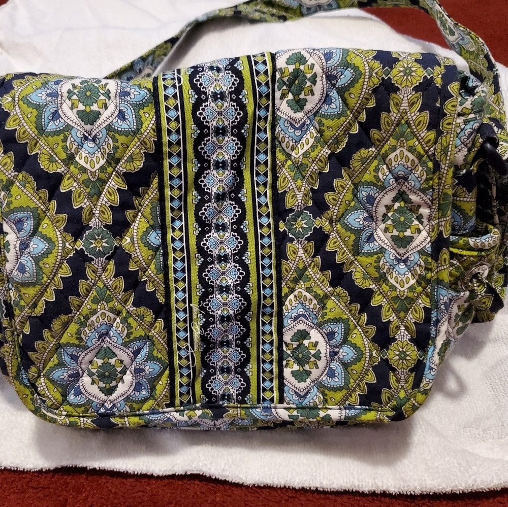 Vera Bradley messenger bag